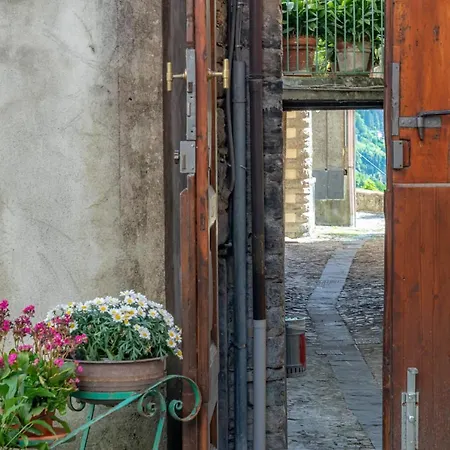 *holiday Home* W/patio & Fireplace + Lake View アパート Pognana Lario
